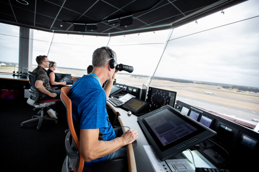 Air traffic control training for NZ students - Airways International