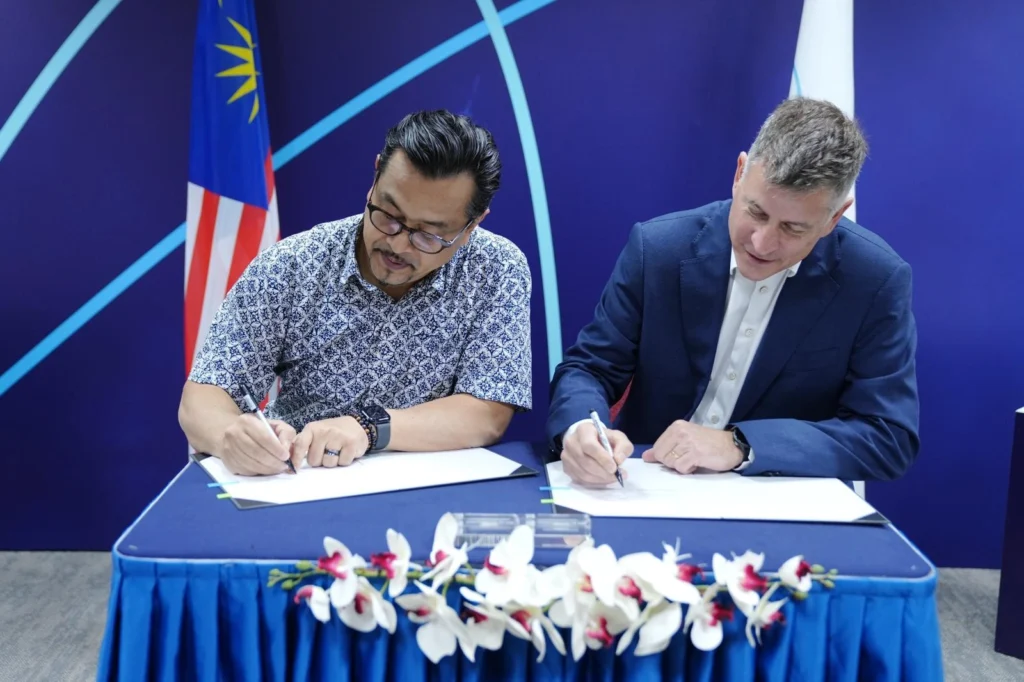 SureSelect-contract-signing-CAA-Malaysia-